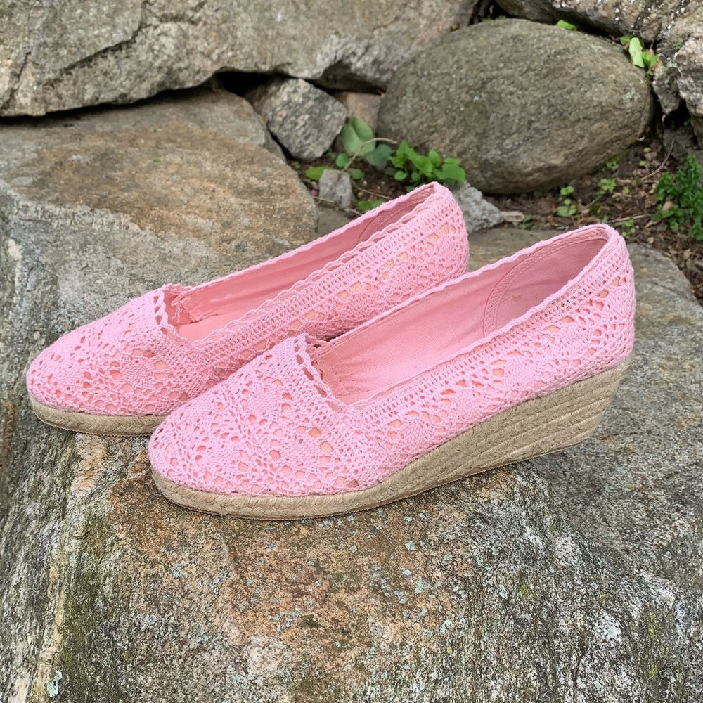 AJ Valenci Pink Lace Espadrilles Wedges-Size 8W